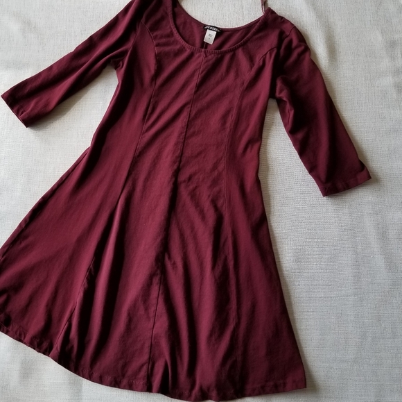 Joe Boxer Burgundy 3/4 Sleeve Skater Dress - Picture 8 of 10